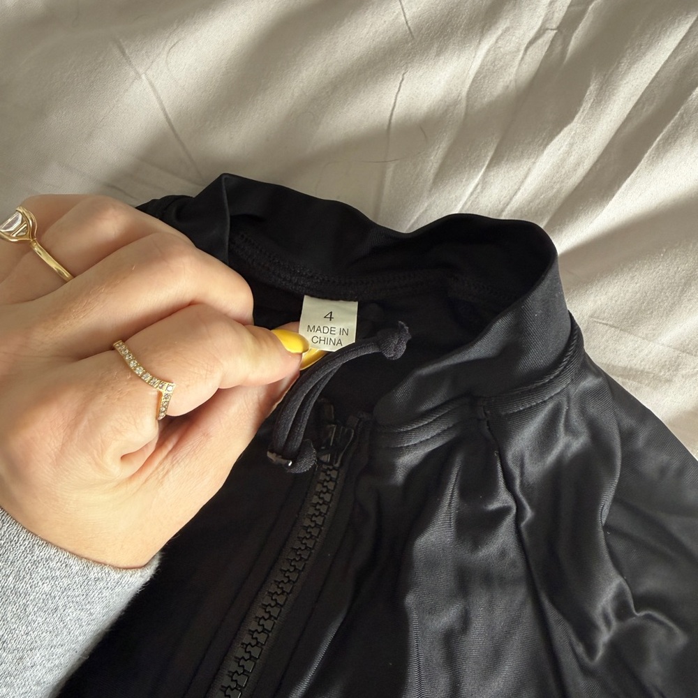 Rip Curl Rashgaurd - Picture 2 of 2